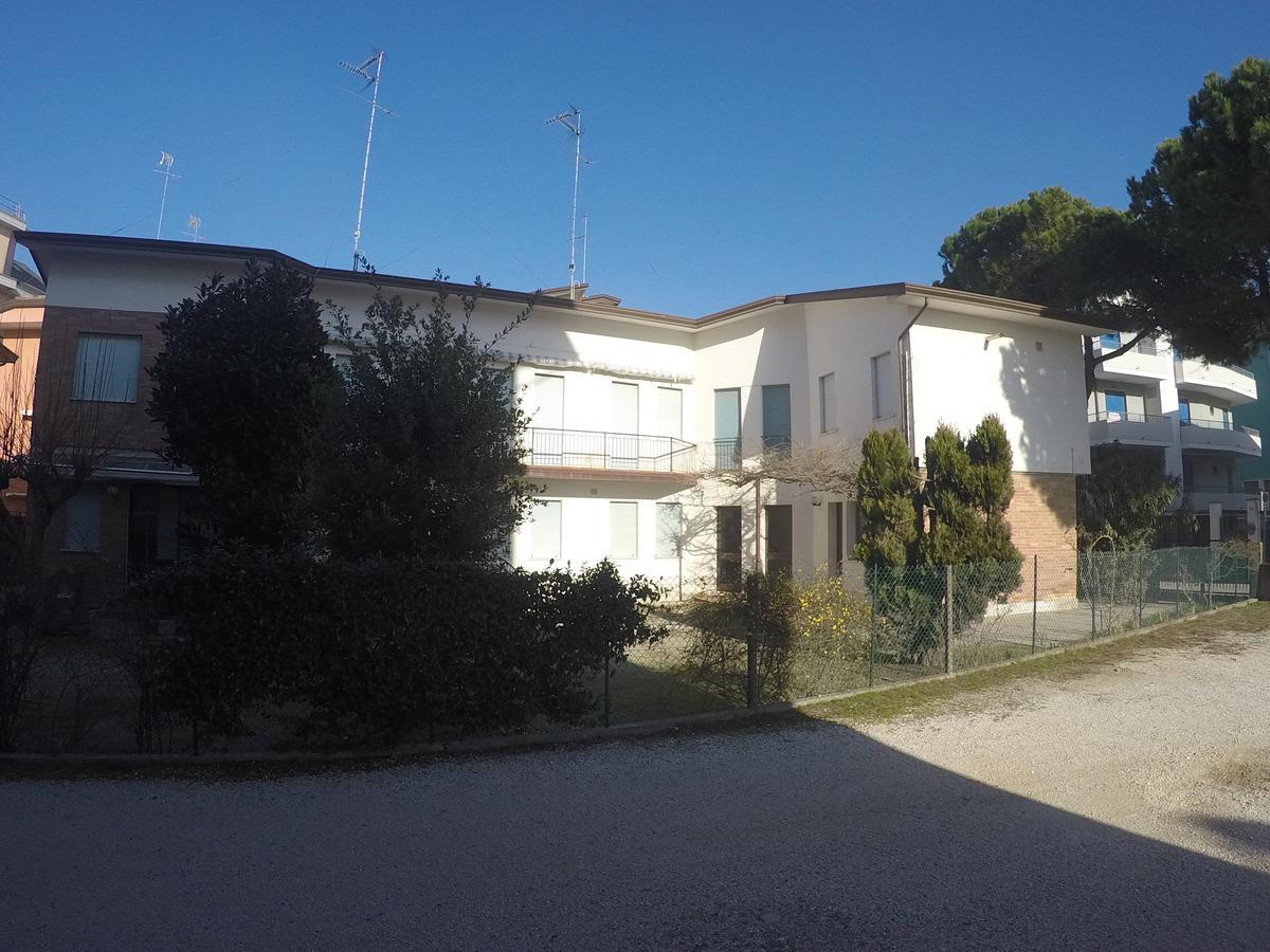 Casa Francesca - Agenzia Cocal Leilighet Caorle Eksteriør bilde